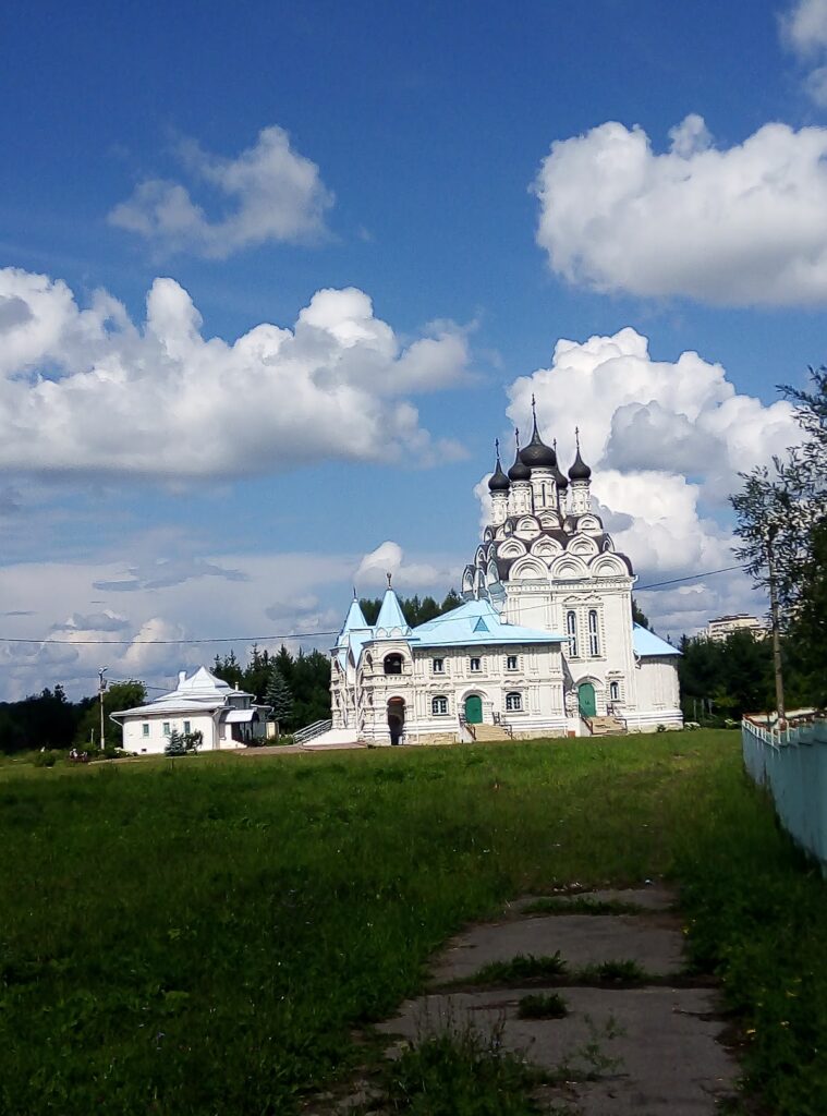 Taininskoye Church: A Royal Traveling-Palace Church in Mytishchi 3 Taininskoye Church
