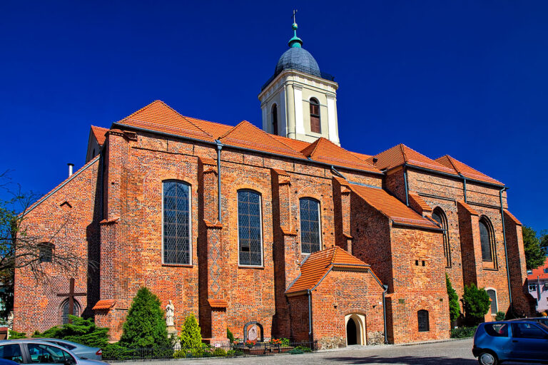 Saint Hedwig Cathedral in Zielona Góra: A Medieval Gothic Co-Cathedral