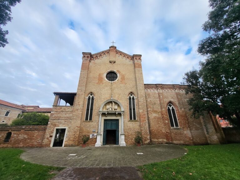 Sant’Elena: A Gothic Parish Church in Venice