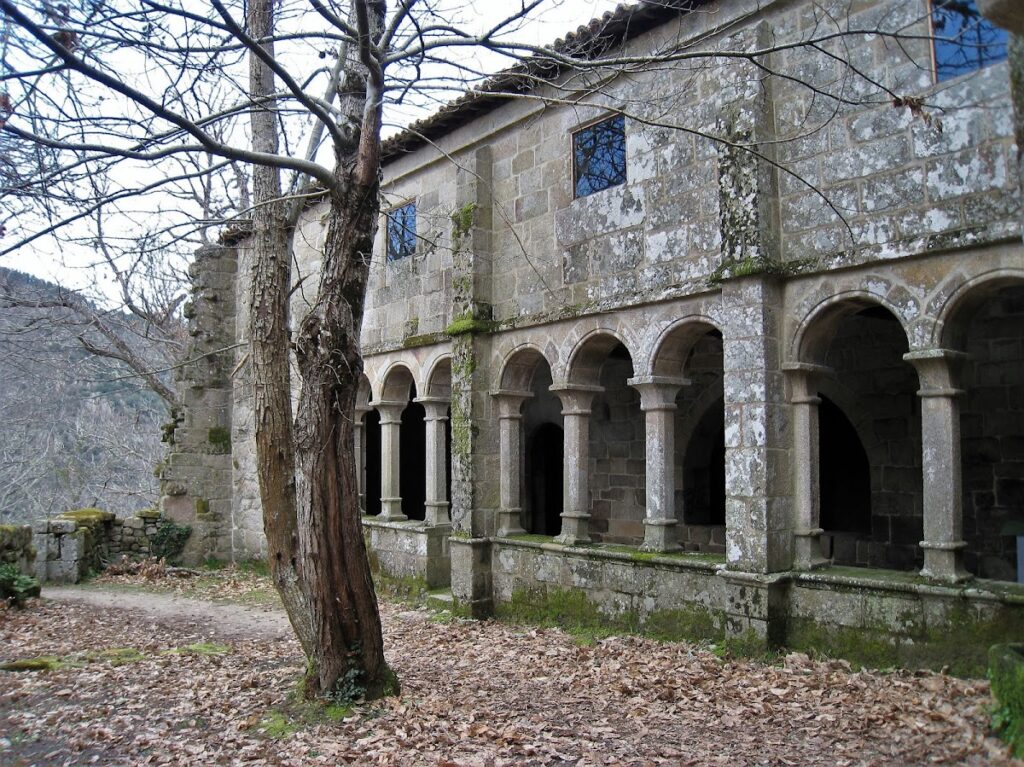 Monastery of Santa Cristina: A Benedictine Monastic Complex in Galicia 5 Monasterio de Santa Cristina