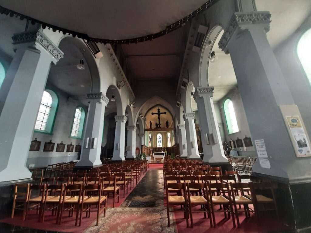 Church of Saint Victor of Fleurus: A Historic Catholic Parish Church in Belgium 2 église Saint-Victor de Fleurus