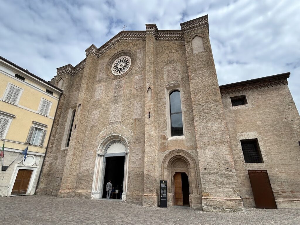 San Francesco al Prato: A Gothic Franciscan Church in Parma 3 San Francesco al Prato