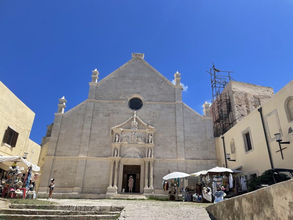 Abbey of Santa Maria a Mare: A Medieval Monastic and Fortified Complex in Italy 1 Abbey of Santa Maria a Mare
