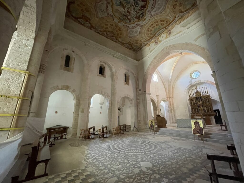 Abbey of Santa Maria a Mare: A Medieval Monastic and Fortified Complex in Italy 2 Abbey of Santa Maria a Mare