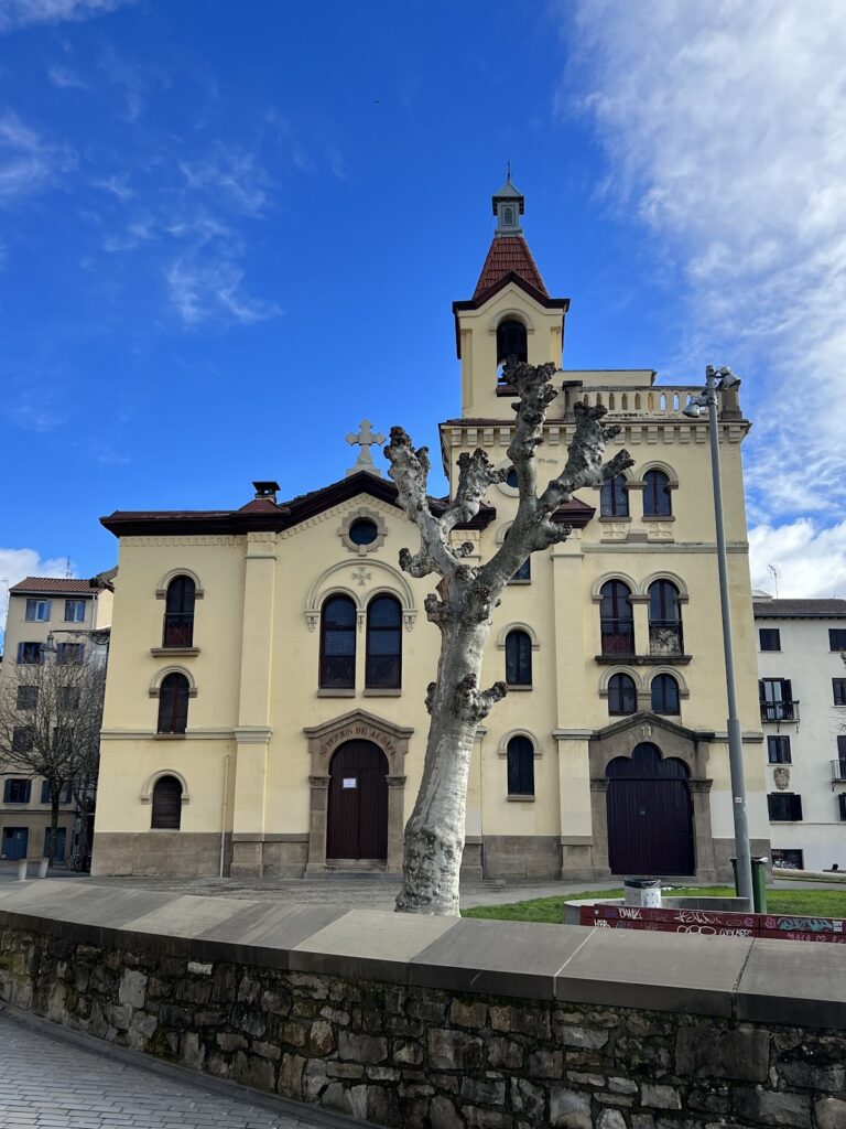 Church of San Fermín de Aldapa: A Historic Church in Pamplona
