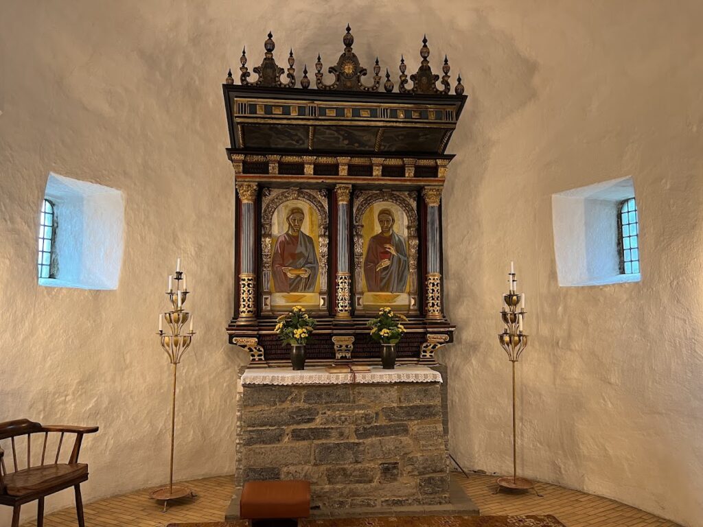 Østerlars Church: A Romanesque Fortified Round Church in Denmark 4 Østerlars Church