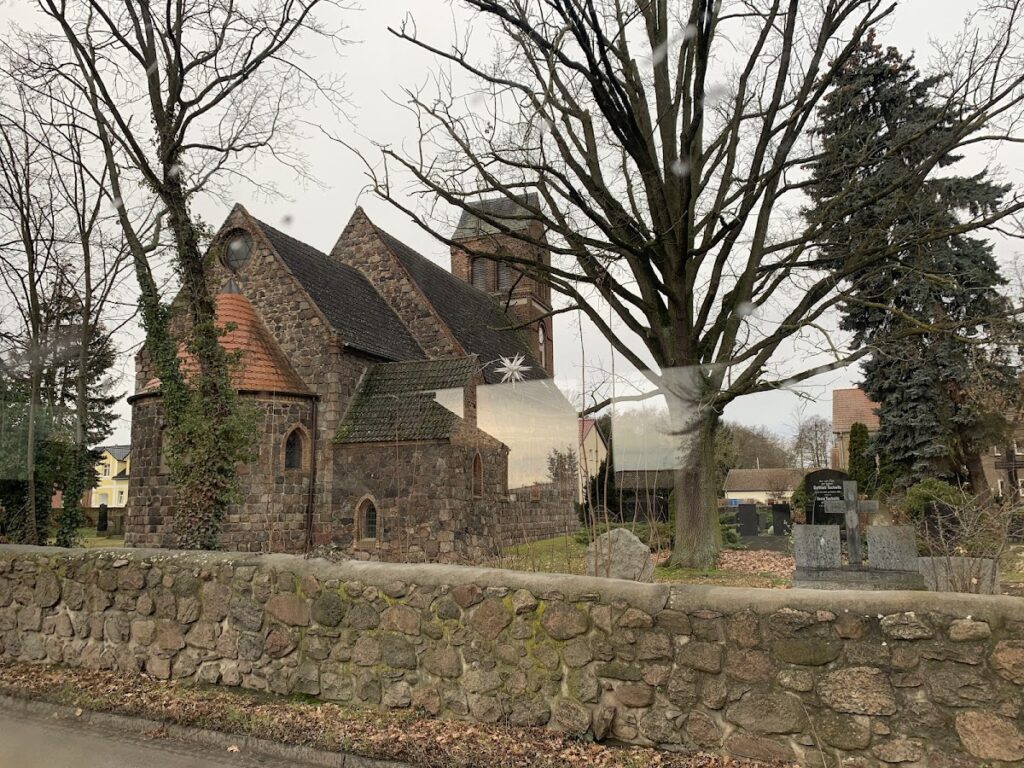 Village church Schwanebeck: A Medieval Fieldstone Church in Germany 2 Village church Schwanebeck