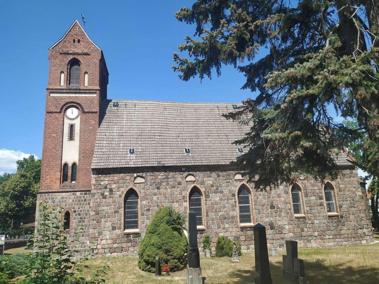 Village church Schwanebeck: A Medieval Fieldstone Church in Germany