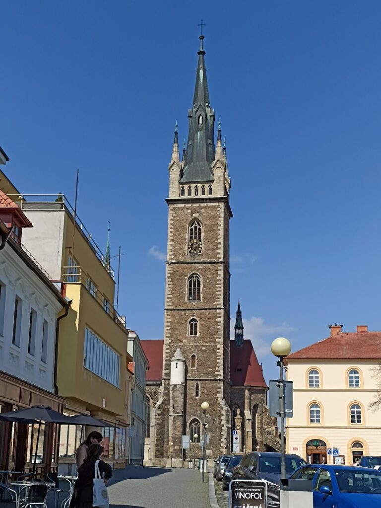 Church of Saints Peter and Paul: A Late Gothic Deanery Church in Čáslav