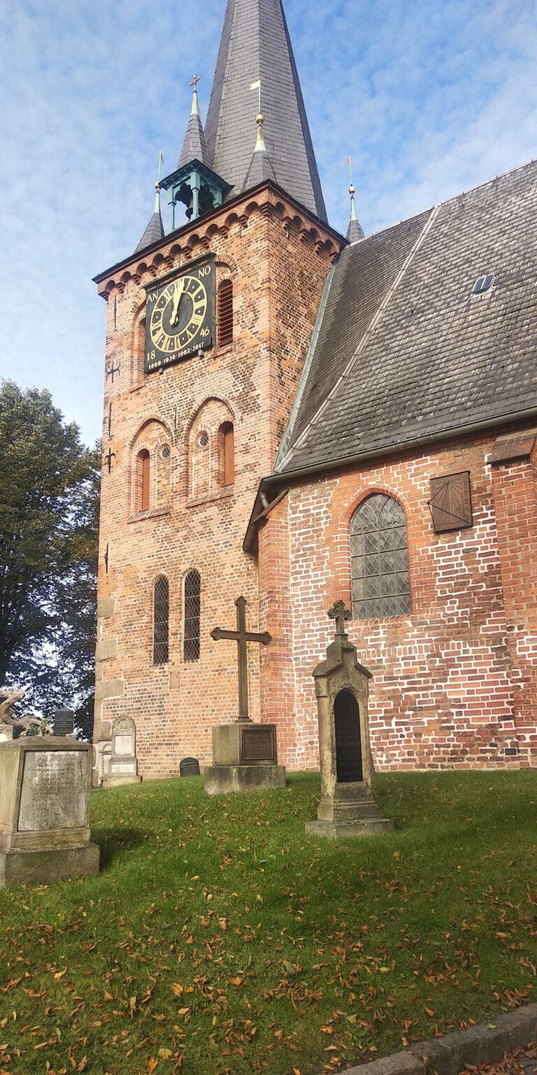 St. Andreas: A Brick Gothic Church in Lübeck-Schlutup