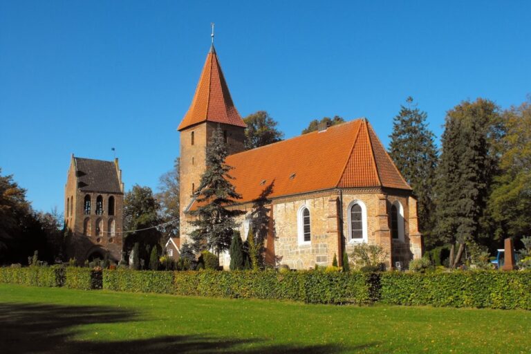 Saint Ulrich’s Church: A Medieval Parish Church in Rastede, Germany