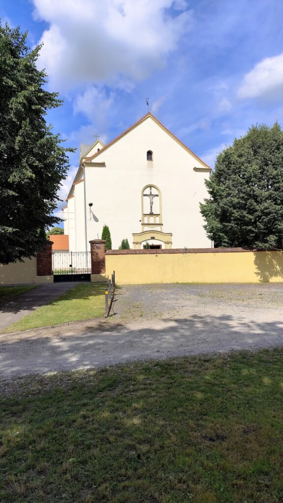 Saint Francis of Assisi Church in Jutrzyna: Parish Church and Diocesan Sanctuary 2 Saint Francis of Assisi church in Jutrzyna