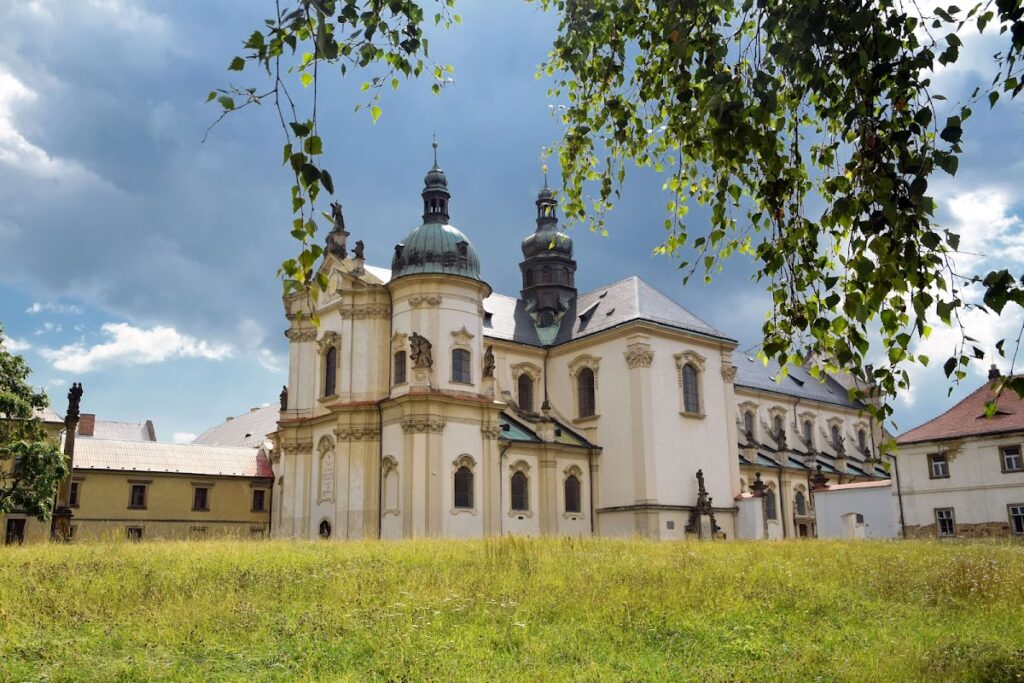 Church of the Assumption of the Virgin Mary in Osek: Cistercian Abbey Church 1 Church of the Assumption of the Virgin Mary in Osek