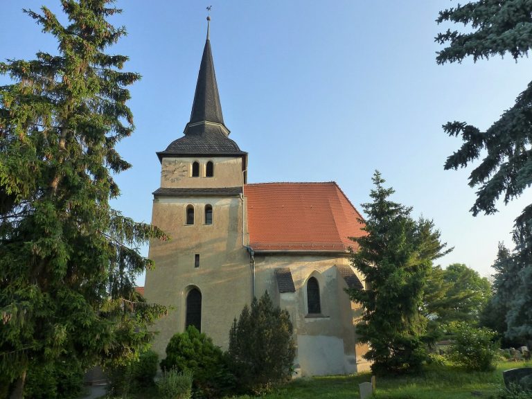 St. Margarethen (Tinz): A Medieval Evangelical Lutheran Church in Gera