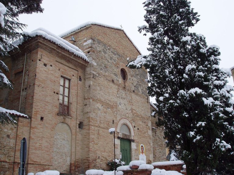 Church and Convent of the Capuchins: A Historic Religious Complex in Teramo