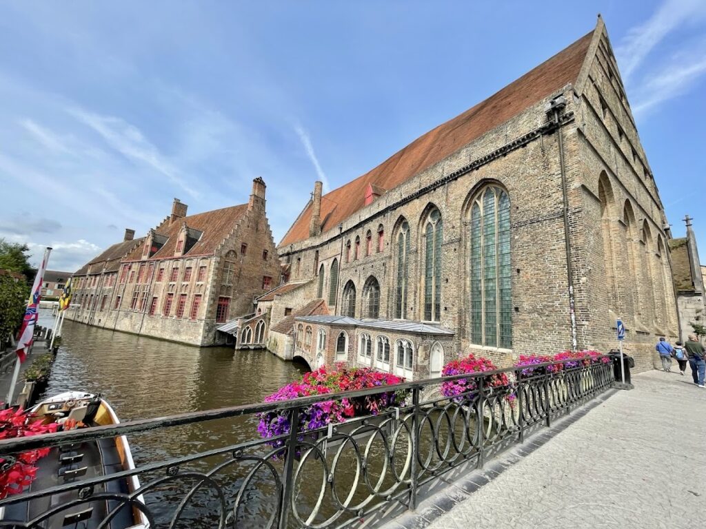 Church of Our Lady: Bruges’ Gothic Parish Church and Ducal Tombs 5 Church of Our Lady