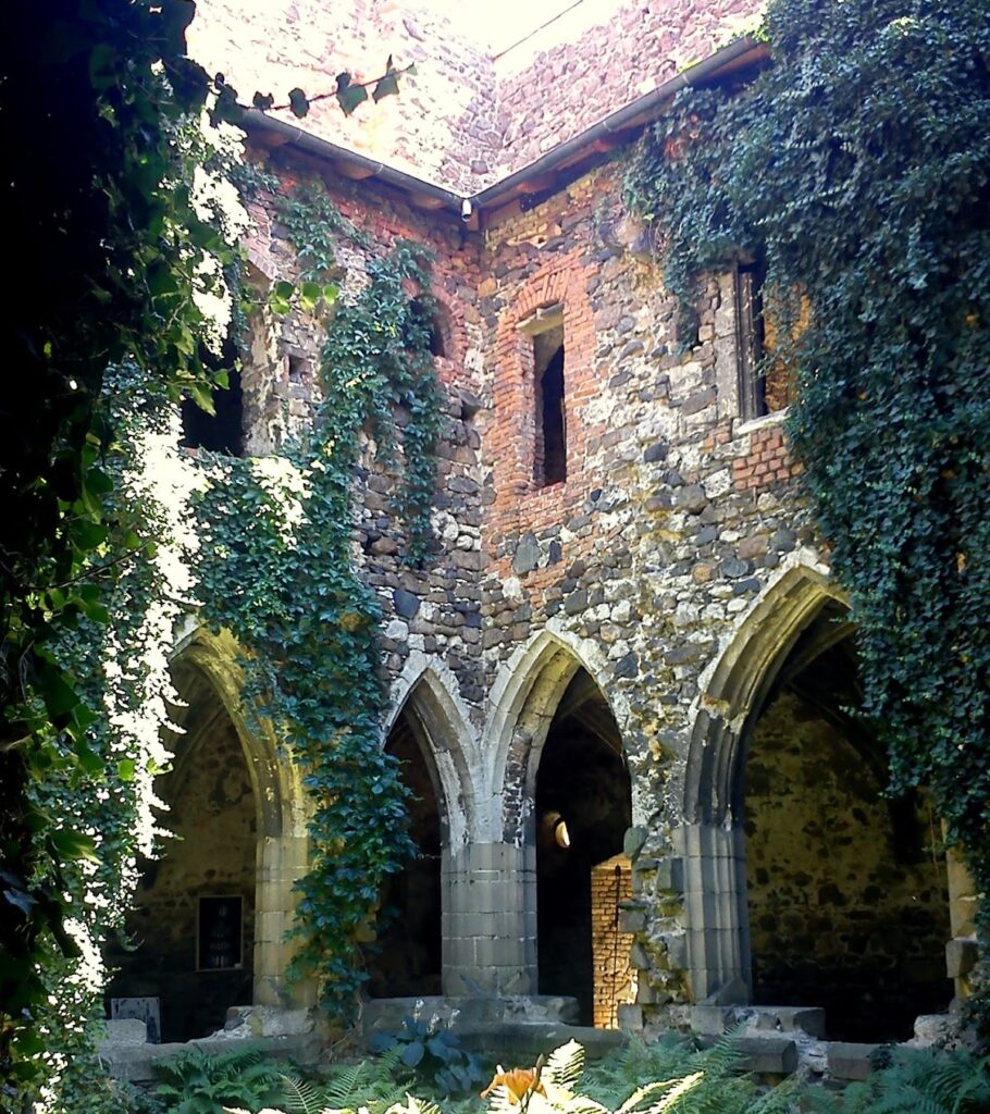 Rosa Coeli Monastery: A High Gothic Premonstratensian Complex in Czechia 4 Rosa Coeli monastery
