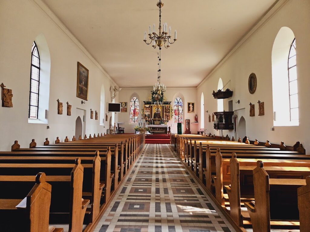 Our Lady of Częstochowa Church in Łukta: A Teutonic Order Parish Church 2 Our Lady of Częstochowa church in Łukta