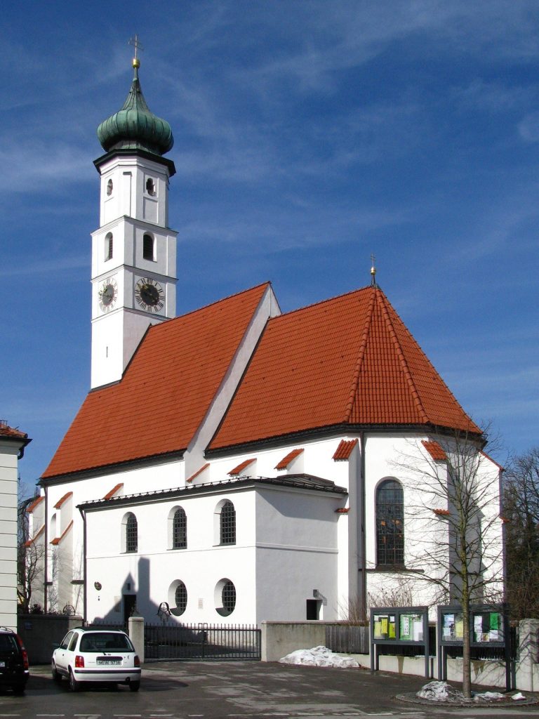 Holy Cross: A Late Gothic Pilgrimage Church in Munich 1 Holy Cross