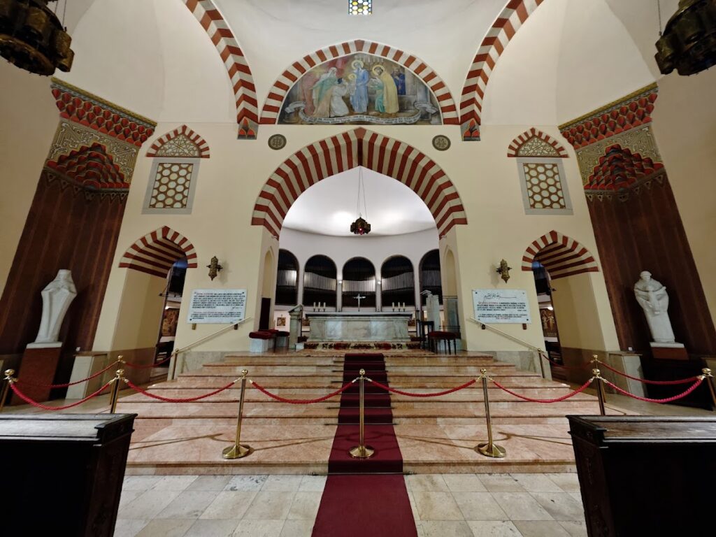 Mosque of Pasha Qasim: An Ottoman Mosque and Catholic Church in Pécs 2 Mosque of Pasha Qasim