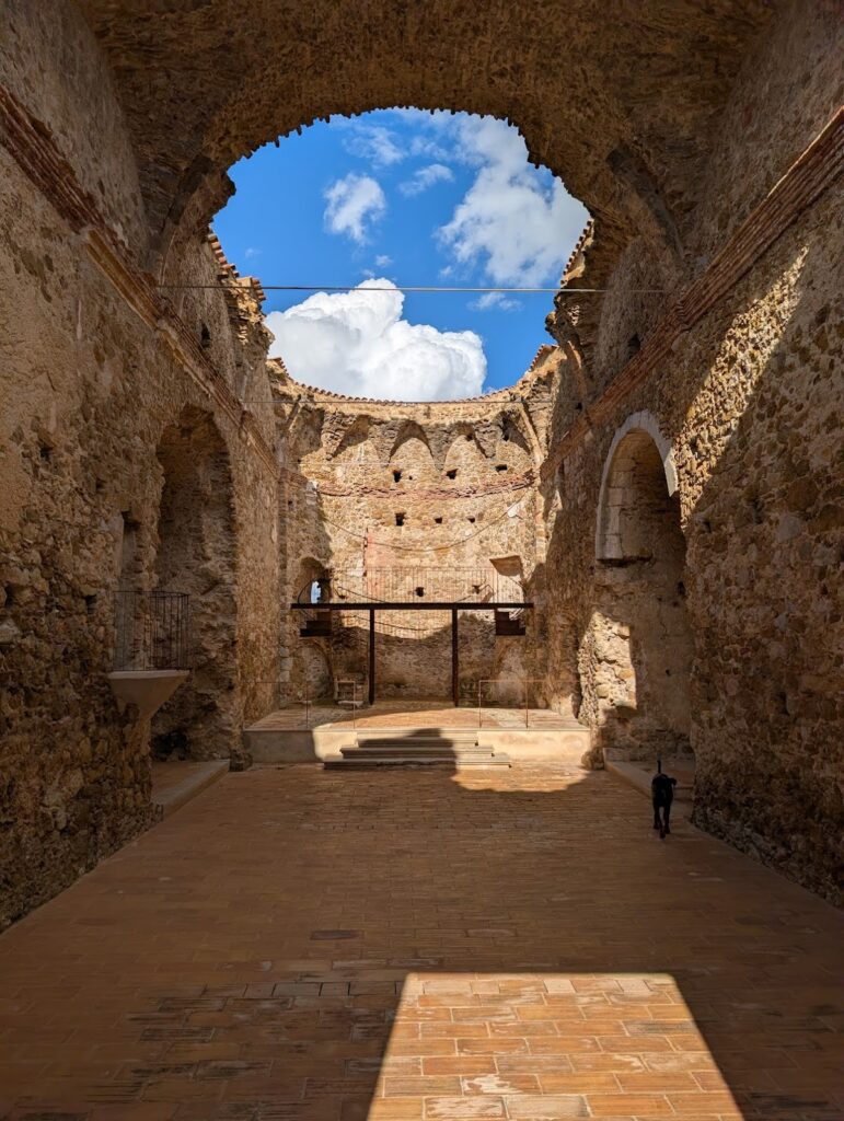 Monastery of Santa María del Roure: An Augustinian Sanctuary in Catalonia 2 Monastery of Santa María del Roure