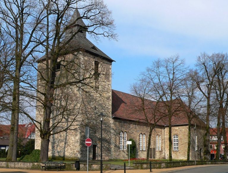St.-Petrus-Kirche: Medieval Parish Church of Vorsfelde in Germany