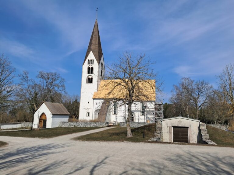 Othem Church: A Medieval Parish Church on Gotland