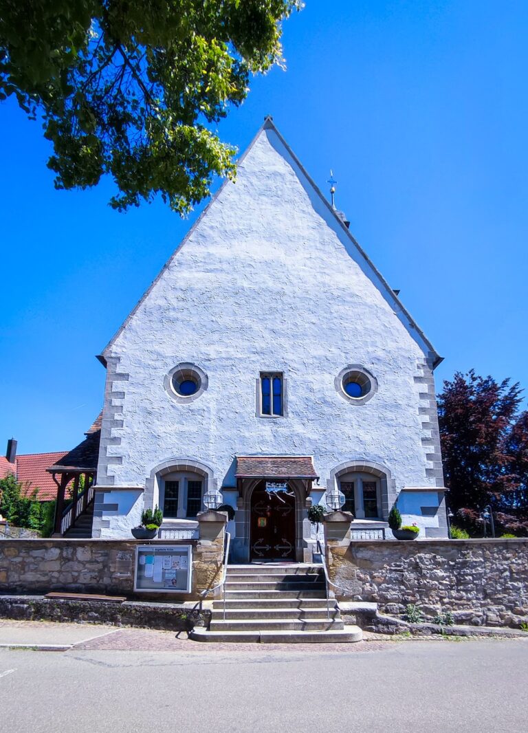 Saint Januarius Church: Medieval Evangelical Church in Erdmannhausen