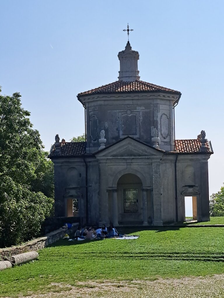Santa Maria del Monte Sanctuary: A Renaissance and Baroque Marian Church in Varese 3 Santa Maria del Monte sanctuary
