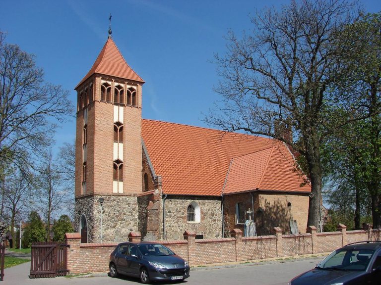 Saint Nicholas Church in Papowo Biskupie: A Medieval Parish Church of the Teutonic Order Period