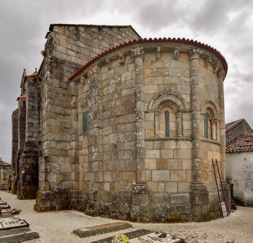 Igrexa de San Martiño de Sobrán: A Romanesque Parish Church in Galicia 2 Igrexa de San Martiño de Sobrán