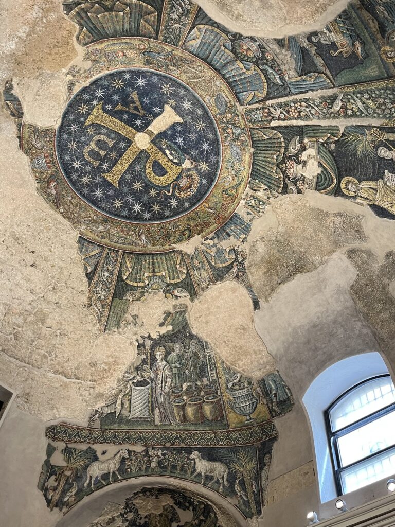 Baptistery of San Giovanni in Fonte (Naples): A Fourth-Century Paleochristian Baptistery