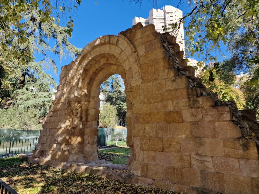 Ermita de San Pelayo y San Isidoro: Relocated Romanesque Church Remains in Madrid 2 Ermita de San Pelayo y San Isidoro