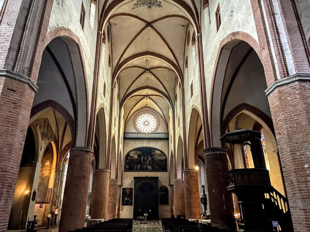 San Francesco Church: A Lombard Gothic Franciscan Basilica in Piacenza 2 San Francesco Church