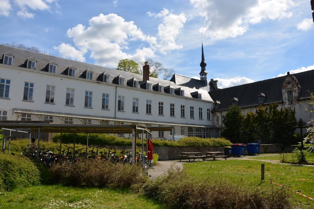 Monastery of Zwartzusters in Leuven: A Former Nursing Monastery 2 Monastery of Zwartzusters (Leuven)