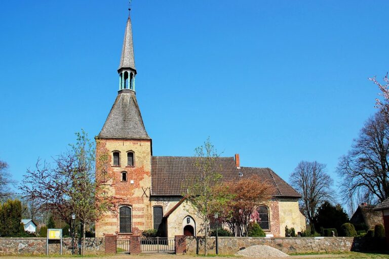Marienkirche: A Romanesque and Gothic Parish Church in Hürup, Germany