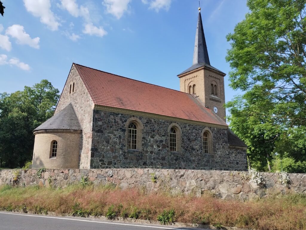 Village Church Jühnsdorf: A Medieval Fieldstone Church in Germany 1 Village church Jühnsdorf