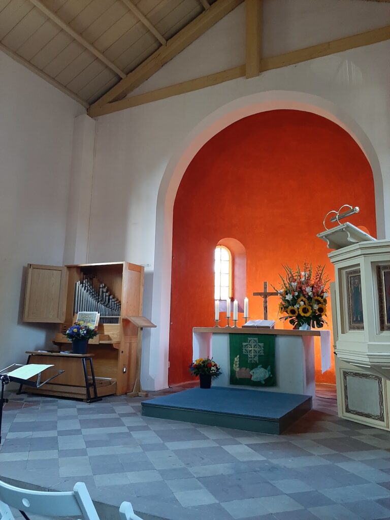 Village Church Jühnsdorf: A Medieval Fieldstone Church in Germany 2 Village church Jühnsdorf