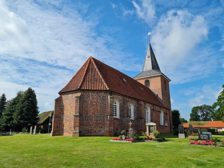 Dreifaltigkeitskirche (Collinghorst): A Medieval Evangelical Lutheran Church in Germany