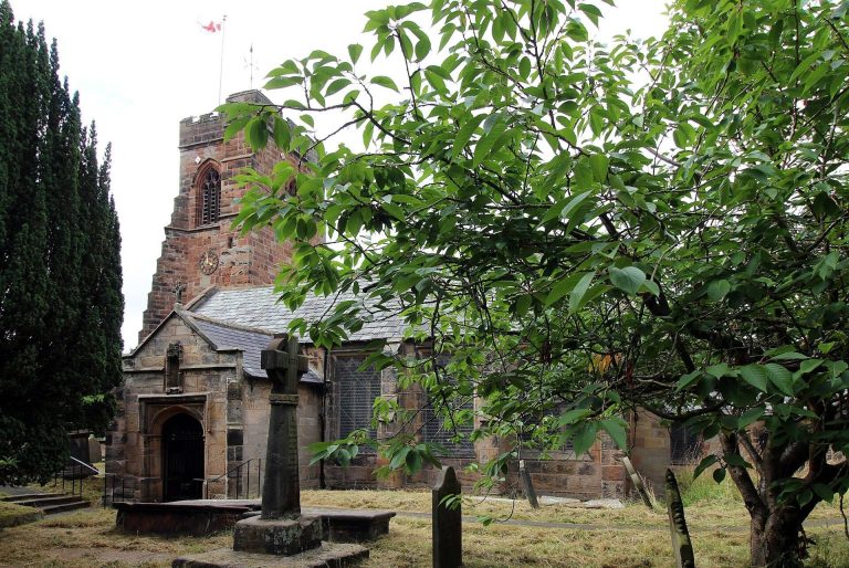 Holy Cross Church, Woodchurch: An Anglican Parish Church in Birkenhead