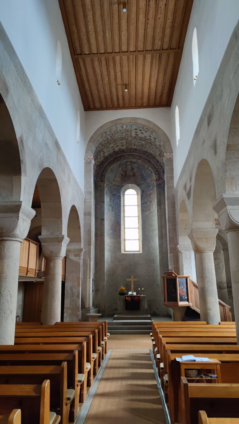 Martinskirche (Neckartailfingen): A Romanesque Church in Germany