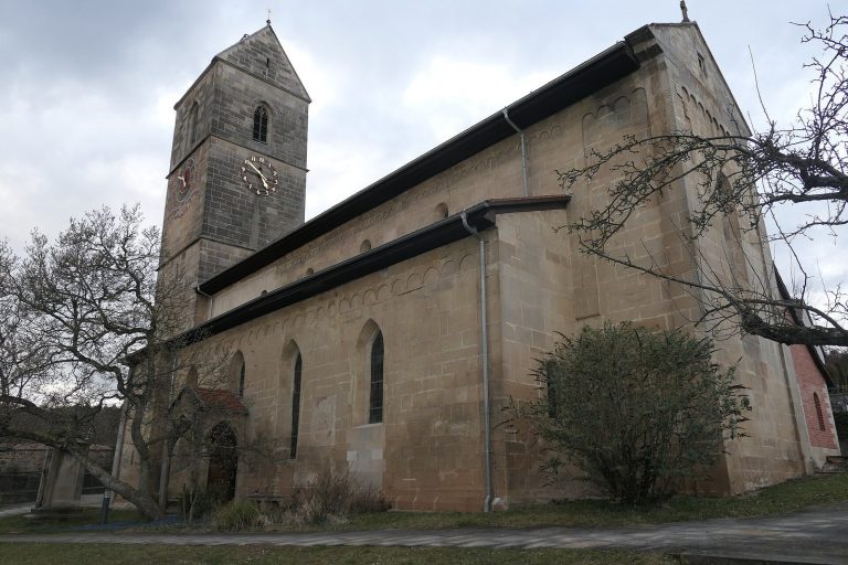 Martinskirche (Neckartailfingen): A Romanesque Church in Germany