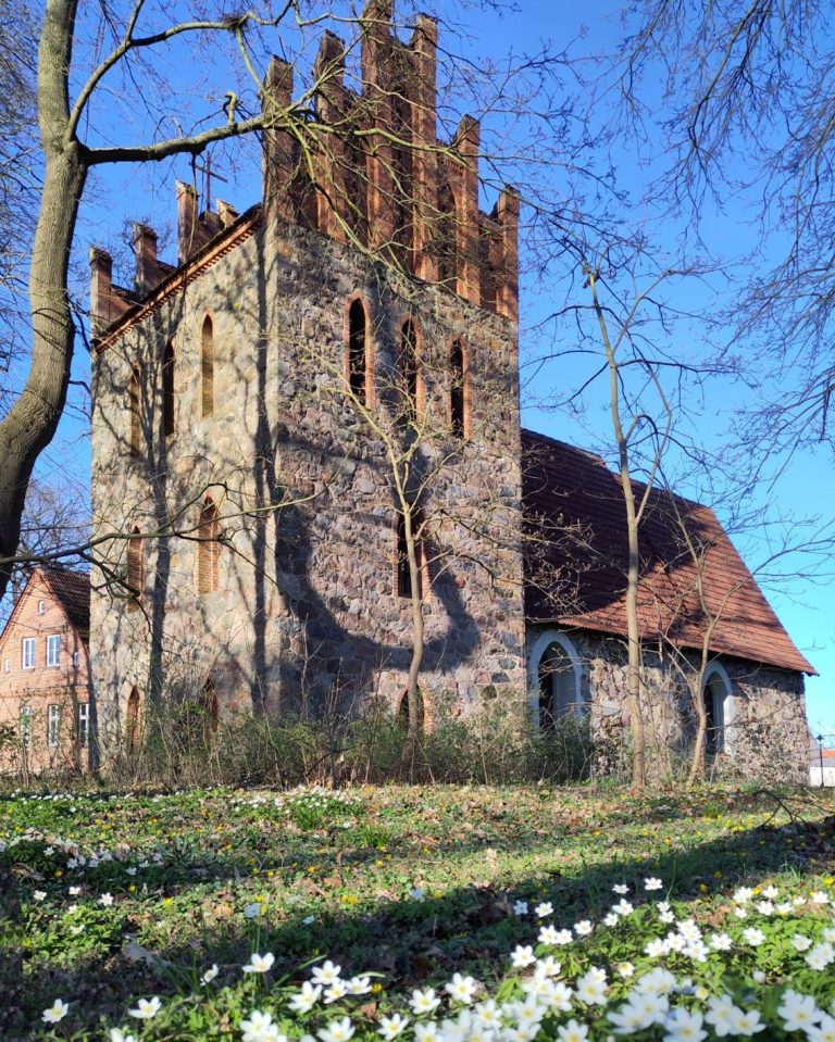 Groß Warnow Village Church: A Late Gothic Evangelical Church in Germany
