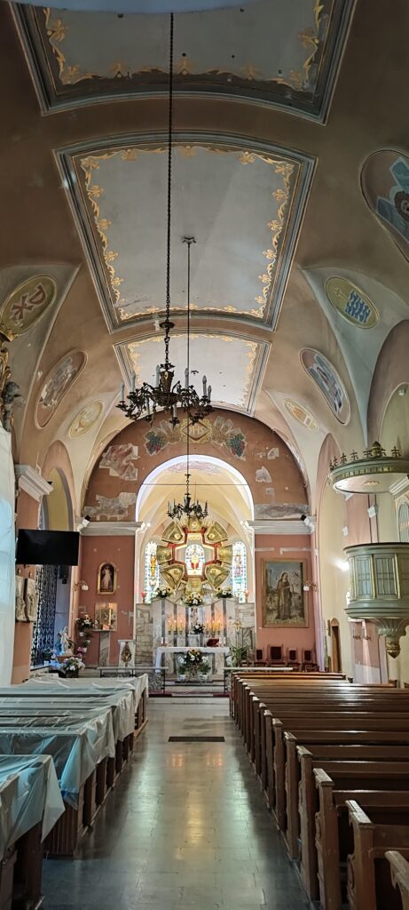 Saints George and Adalbert Church in Kłodzko: A Catholic Filial Church 2 Saints George and Adalbert church in Kłodzko