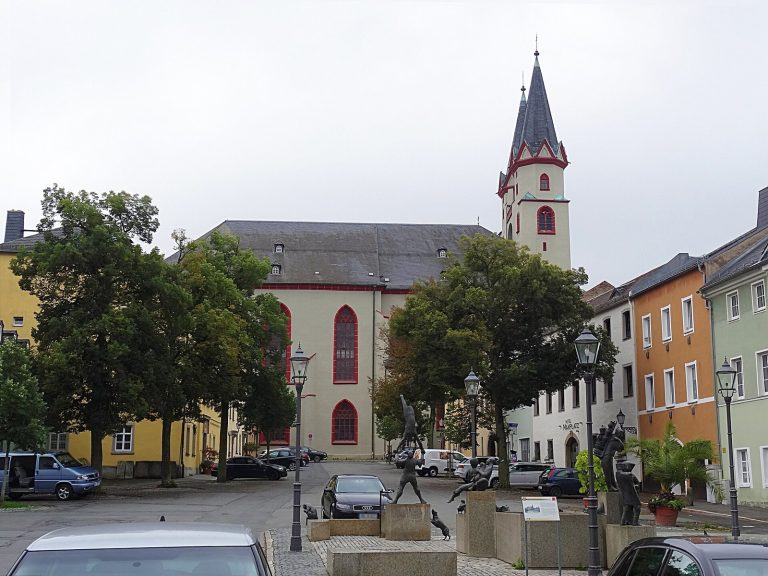 St. Michaelis (Hof): An Evangelical Lutheran City Church in Germany
