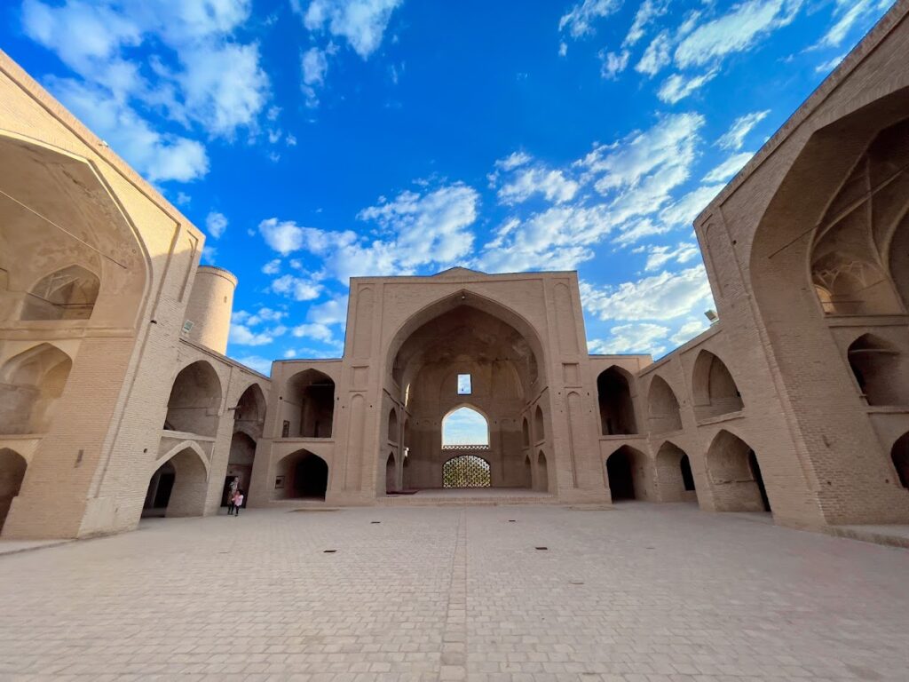 Jameh Mosque of Ardestan: A Historic Four-Iwan Friday Mosque in Iran 1 Jameh Mosque of Ardestan