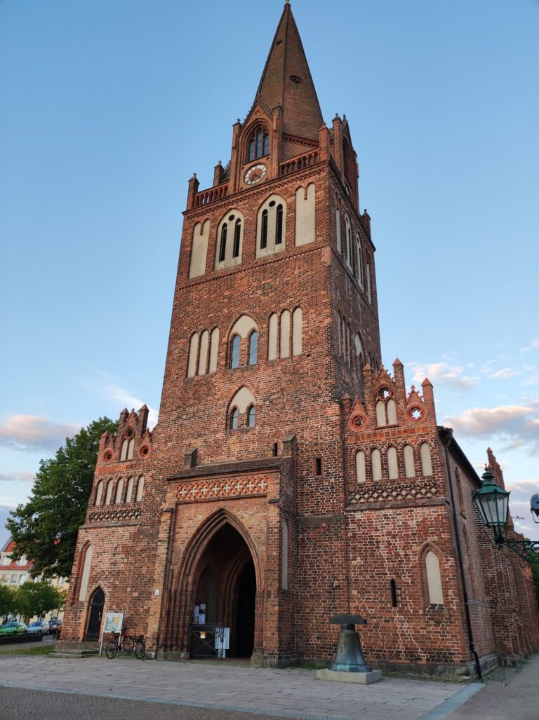 Maria-Magdalenen-Kirche in Eberswalde: A Gothic Brick Parish Church