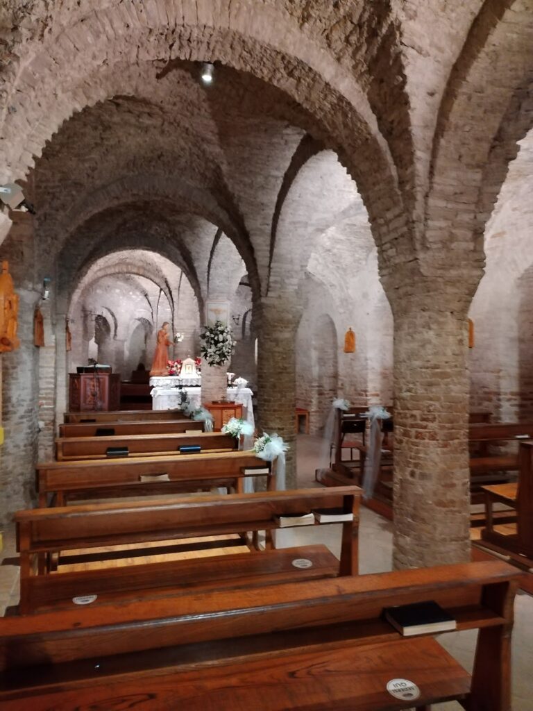 Church of Santissima Annunziata: A Romanesque Parish Church in Montecosaro 4 Church of Santissima Annunziata