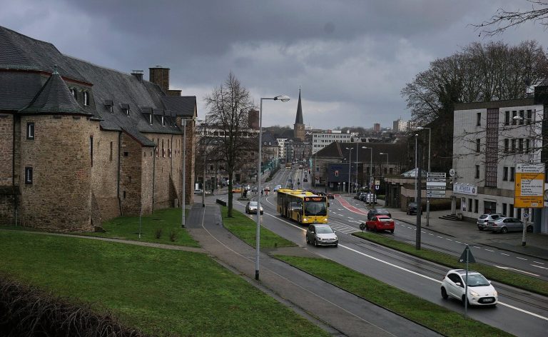 Petrikirche in Mülheim an der Ruhr: Historic Evangelical Parish Church