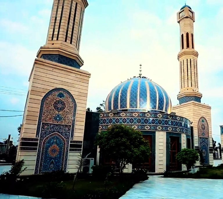 al-Hamra Mosque: A Historic Twelver Shia Mosque and Shrine in Kufa